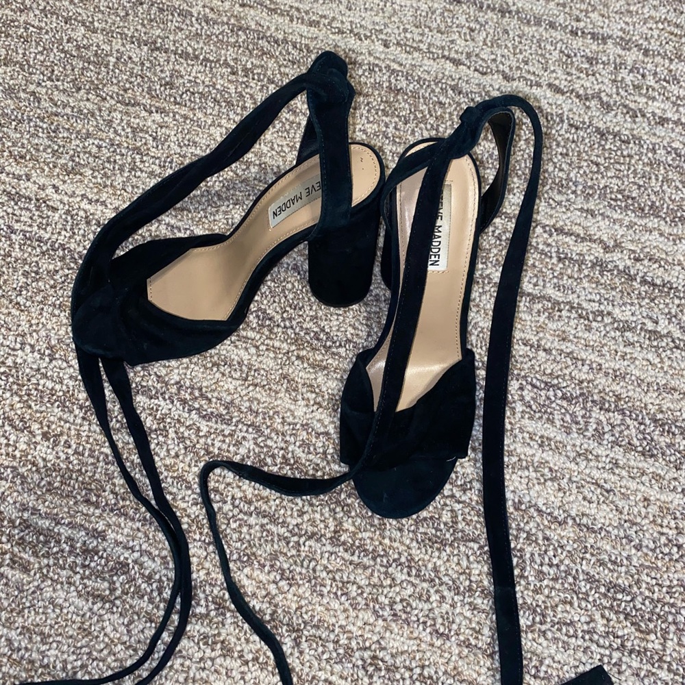 Steve Madden black heels